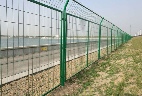 河北水源地保护区必须设置水源地围网