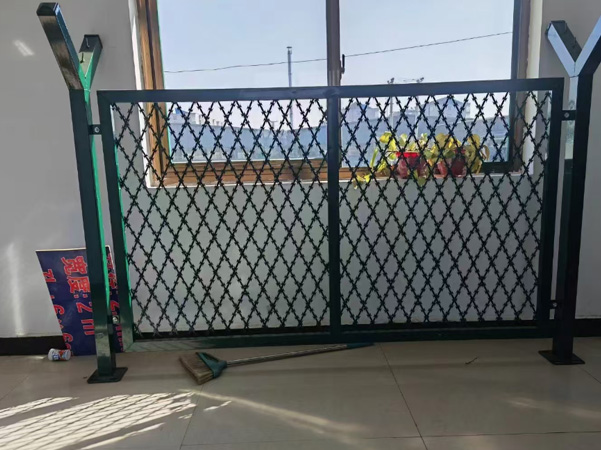 赛图围网-军事禁区钢丝网围墙专业生产厂家